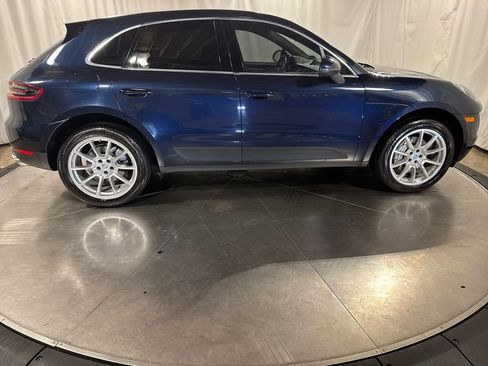 Used 2017 Porsche Macan S image 9