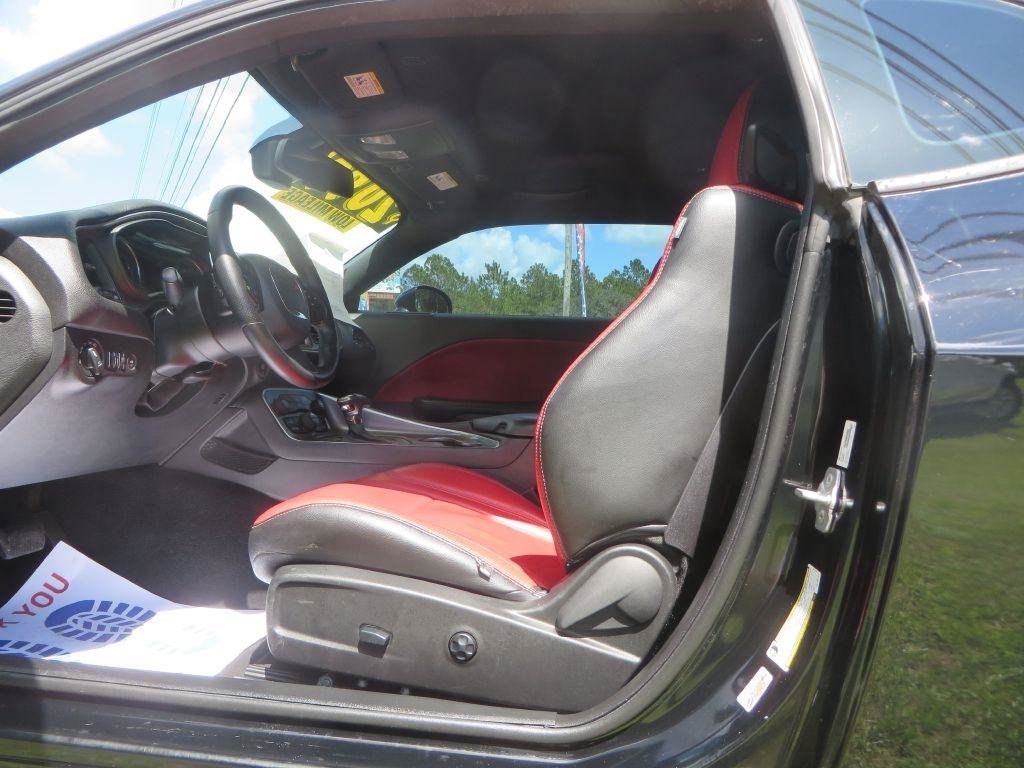 Used 2019 Dodge Challenger GT RWD image 9
