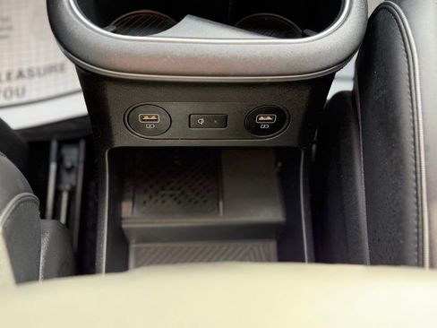 Used 2024 Hyundai Ioniq 5 Limited image 15