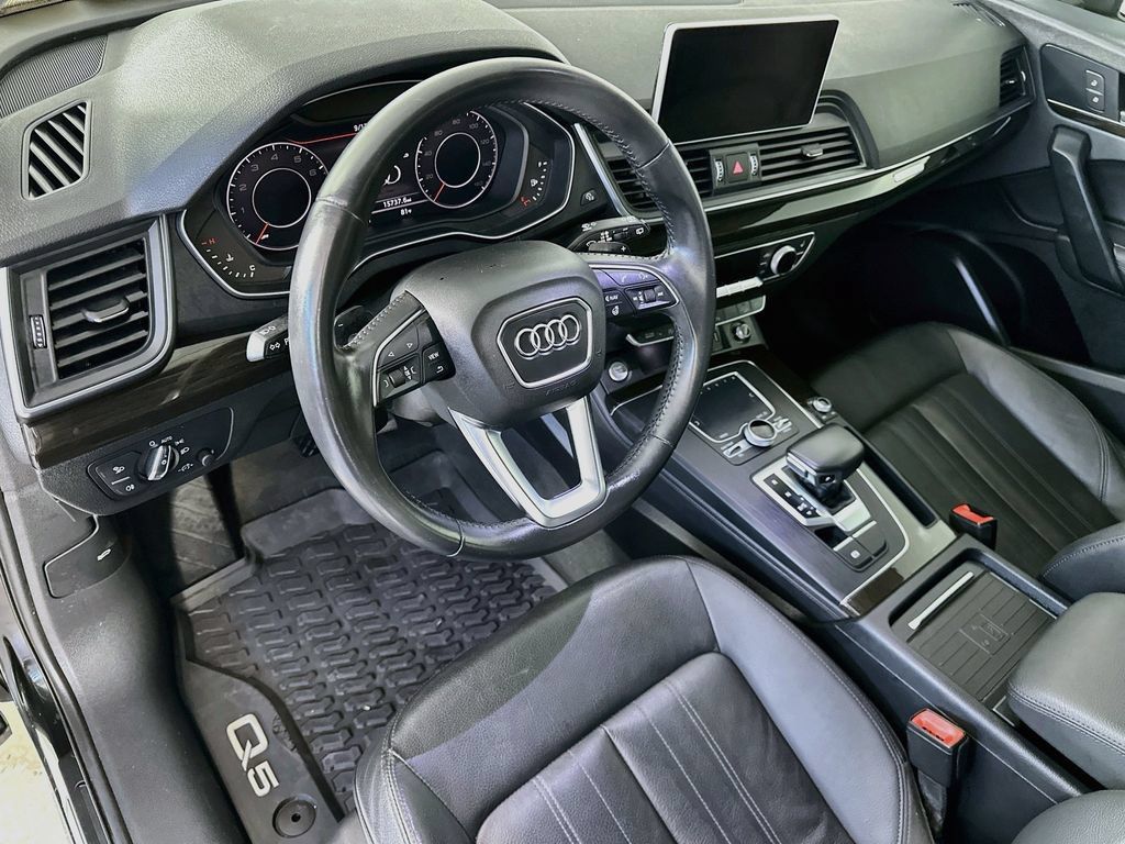 Used 2019 Audi Q5 2.0T Premium Plus w/ Premium Plus Package AWD/4WD image 31