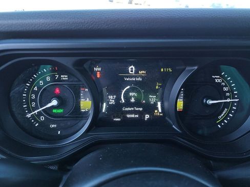 Used 2025 Jeep Wrangler Unlimited Sport S 4xe AWD/4WD image 8