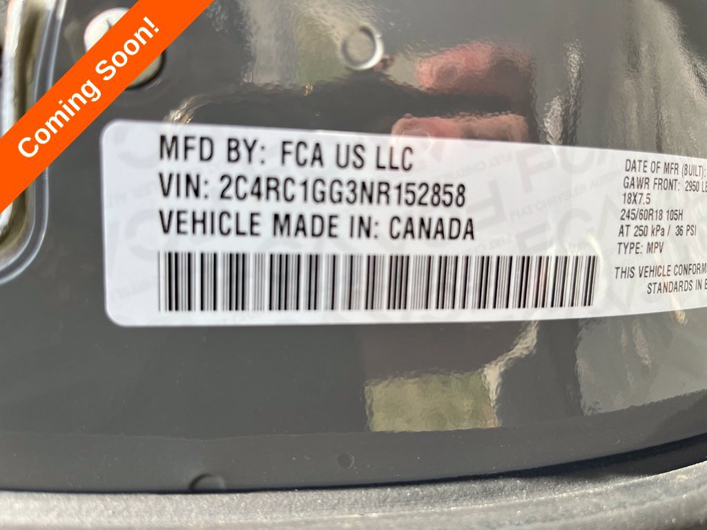 Used 2022 Chrysler Pacifica Limited FWD image 39