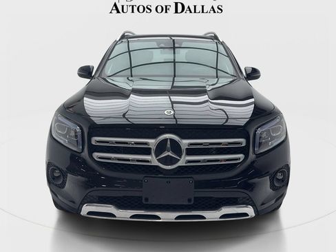 Used 2022 Mercedes-Benz GLB 250 4MATIC w/ Premium Package Lite image 3