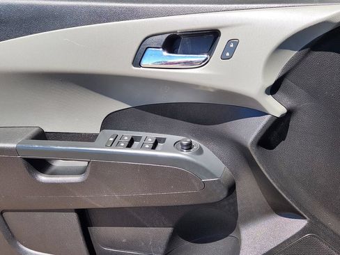 Used 2014 Chevrolet Sonic LT FWD image 14