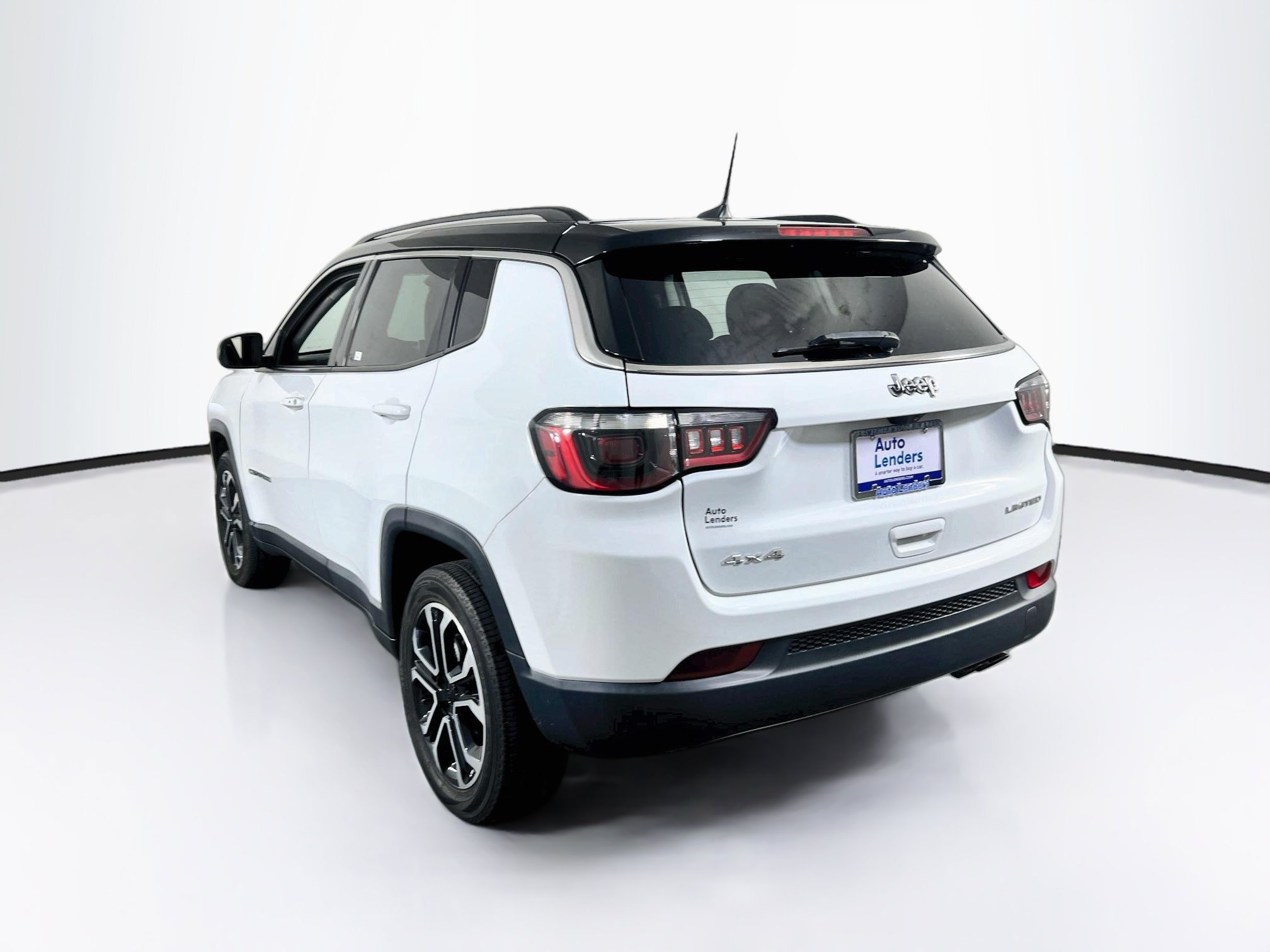Used 2022 Jeep Compass Limited w/ Sun and Sound Group AWD/4WD image 7