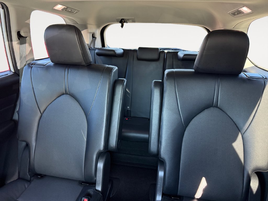 Used 2025 Toyota Grand Highlander AWD image 13