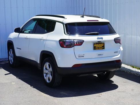 Used 2021 Jeep Compass Latitude w/ Convenience Group AWD/4WD image 4