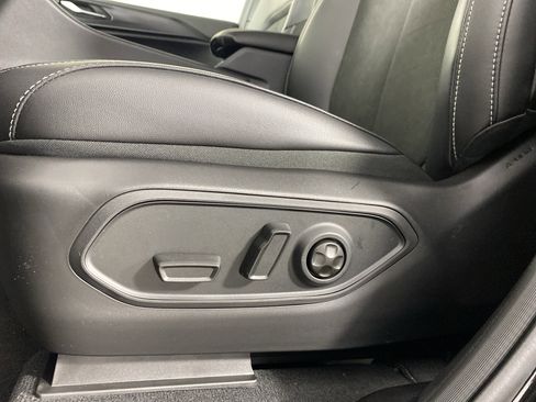 New 2025 Jeep Grand Cherokee L Altitude image 15