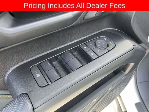 Used 2025 Toyota 4Runner Trailhunter AWD/4WD image 22