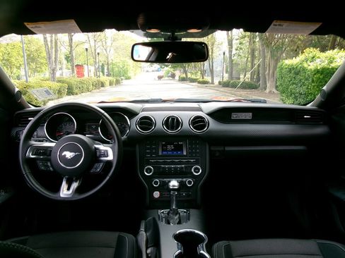 Used 2015 Ford Mustang Coupe w/ Equipment Group 051A image 22