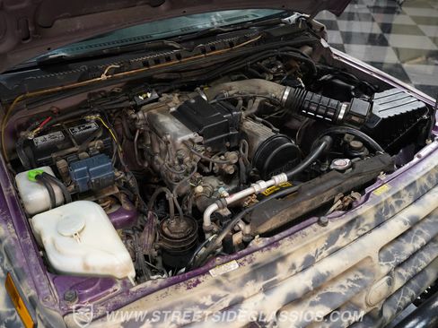 Used 1996 Geo Tracker 4WD 2-Door image 34