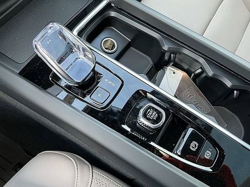 New 2026 Volvo XC60 T8 Plus w/ Protection Package Premier image 17