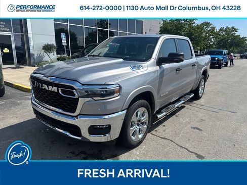 Used 2025 RAM 1500 Big Horn AWD/4WD image 9