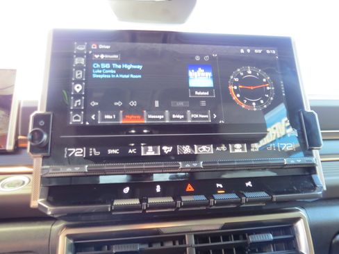 Used 2025 GMC Hummer EV 3X image 26