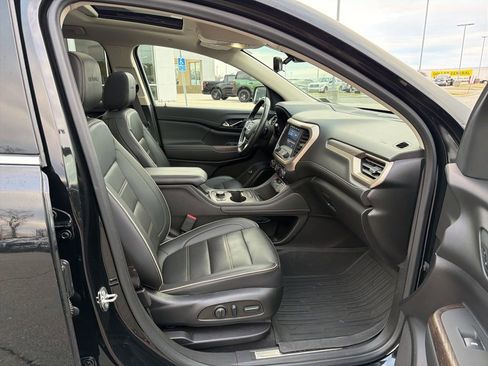 Used 2022 GMC Acadia Denali w/ Denali Ultimate Package image 21