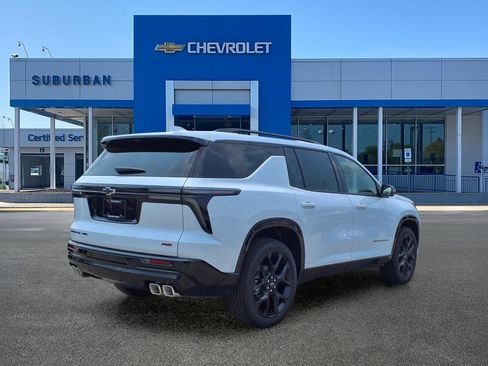 New 2026 Chevrolet Traverse RS w/ LPO, Floor Liner Package AWD/4WD image 4