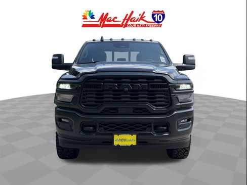 New 2026 RAM 2500 Warlock AWD/4WD image 3