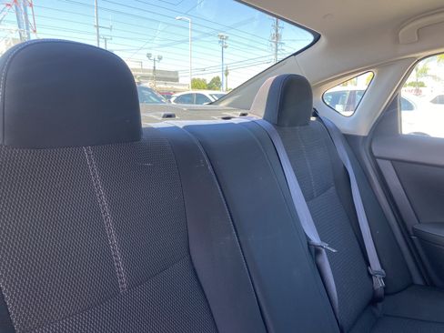 Used 2018 Nissan Sentra S FWD image 22