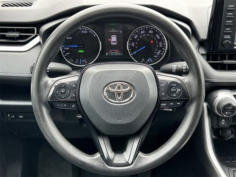 Used 2020 Toyota RAV4 LE image 35