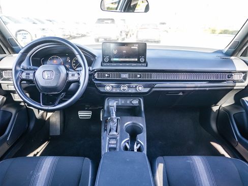 Used 2025 Honda Civic Sport image 14