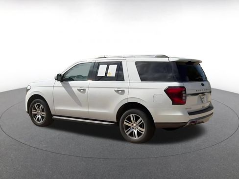 Used 2024 Ford Expedition Limited AWD/4WD image 10