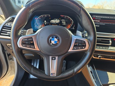 Used 2019 BMW X5 xDrive40i w/ M Sport Package image 17