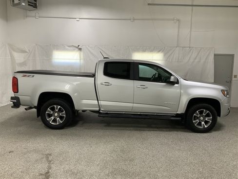 Used 2017 Chevrolet Colorado Z71 AWD/4WD image 5