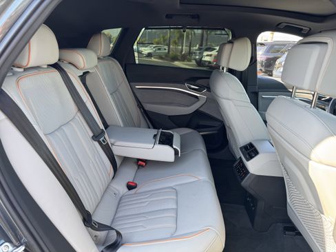 Used 2024 Audi Q8 e-tron Prestige w/ Prestige Package image 36