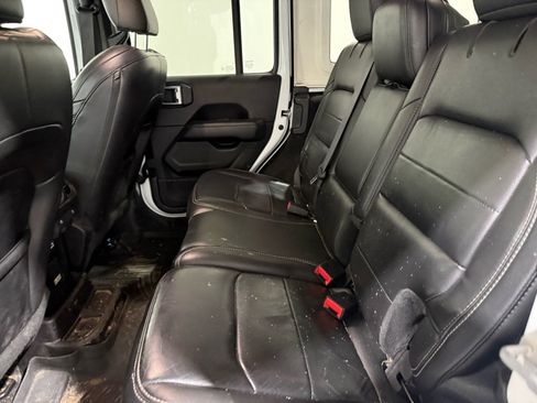 Used 2019 Jeep Wrangler Unlimited Sahara w/ Dual Top Group image 9