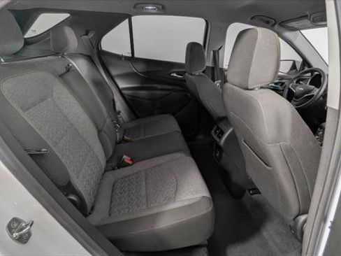 Used 2022 Chevrolet Equinox LT FWD image 21