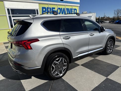 Used 2021 Hyundai Santa Fe Limited w/ Cargo Package image 10