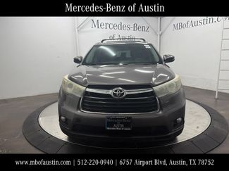 Used 2016 Toyota Highlander XLE FWD video 1