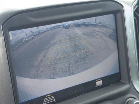 Certified 2022 Chevrolet Silverado 1500 RST AWD/4WD image 11