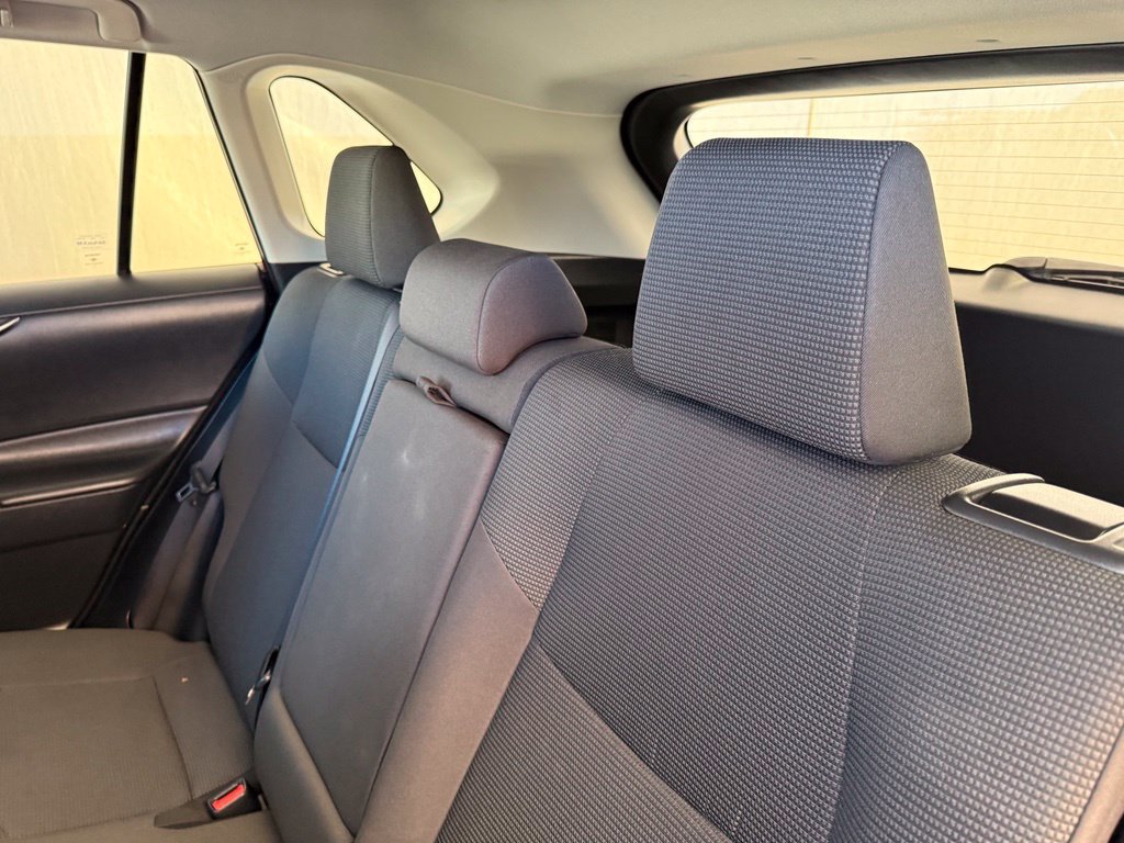 Used 2025 Toyota RAV4 LE AWD/4WD image 22