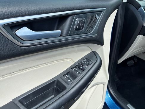 Used 2024 Ford Edge Titanium AWD/4WD image 10