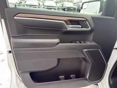 Used 2022 Chevrolet Silverado 1500 RST image 15