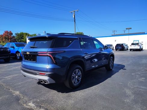 New 2026 Chevrolet Traverse LT w/ LPO, Floor Liner Package image 5
