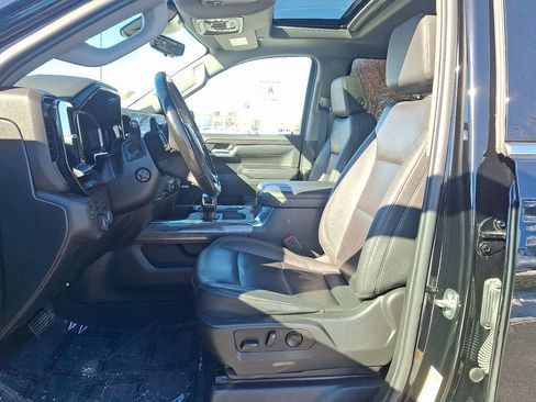 Used 2023 Chevrolet Silverado 1500 LTZ w/ LTZ Premium Package image 14