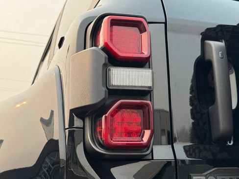 Used 2024 Ford Bronco Raptor w/ Interior Carbon Fiber Pack 6 AWD/4WD image 20