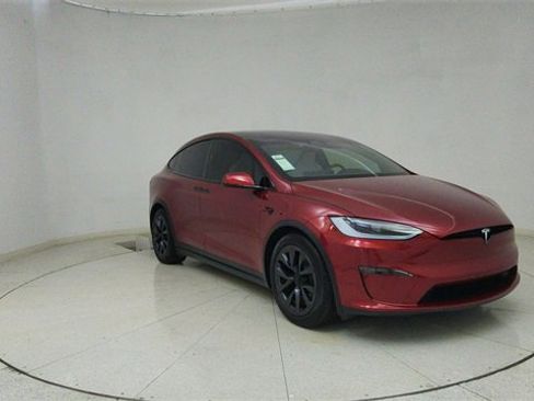 Used 2024 Tesla Model X image 73