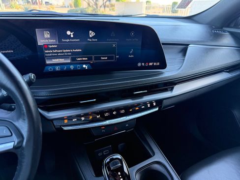 Certified 2025 Cadillac XT4 Premium Luxury FWD image 21