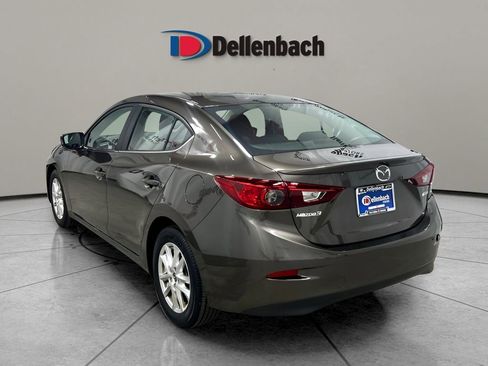 Used 2015 MAZDA MAZDA3 i Touring image 3