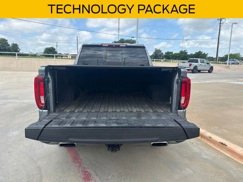 Used 2019 GMC Sierra 1500 Denali w/ Technology Package AWD/4WD image 8
