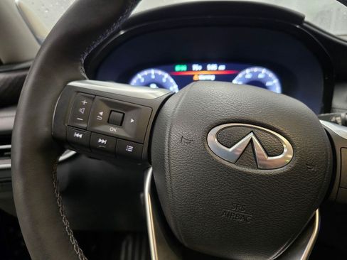 Used 2023 INFINITI QX60 Sensory w/ Vision Package FWD image 18