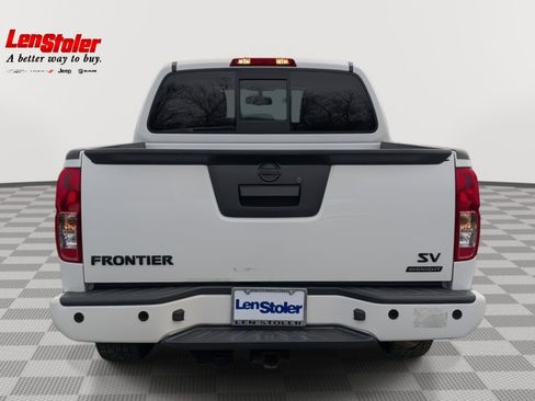 Used 2021 Nissan Frontier SV w/ Midnight Edition Floor Mats image 4