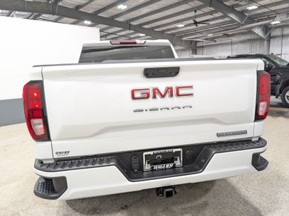 Used 2025 GMC Sierra 1500 Elevation