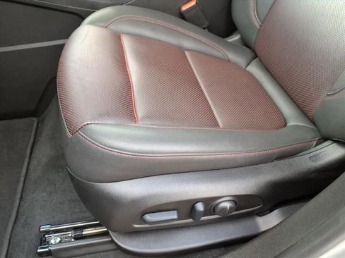 Used 2025 Chevrolet Blazer RS image 18