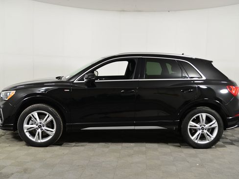 Used 2022 Audi Q3 2.0T Premium image 2