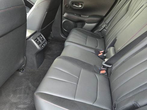 Certified 2025 Acura ADX A-Spec image 32