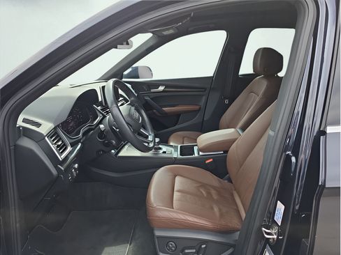 Used 2020 Audi Q5 Prestige AWD/4WD image 10